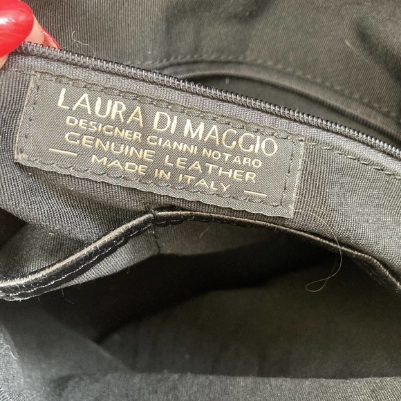 Not‎ available - Picture 8 of 12